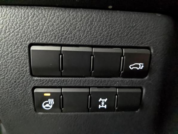 Lexus NX I Рестайлинг с пробегом 2019 года, цена 3 655 000 рублей, 92080 км, внедорожник, Автокод Объявления