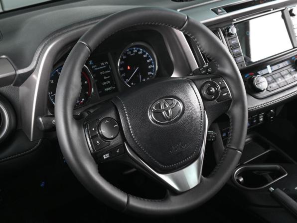 Toyota RAV4 IV (XA40) Рестайлинг с пробегом 2018 года, цена 2 799 000 рублей, 98007 км, внедорожник, Автокод Объявления