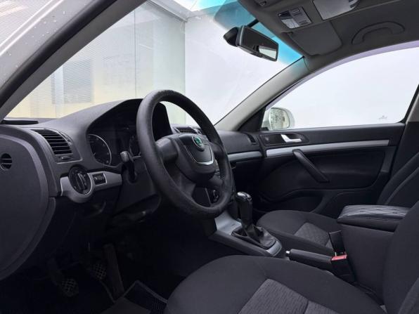 Skoda Octavia II (A5) Рестайлинг с пробегом 2012 года, цена 749 000 рублей, 247594 км, универсал, Автокод Объявления