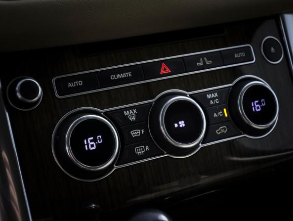 Land Rover Range Rover Sport II с пробегом 2015 года, цена 3 528 000 рублей, 117876 км, внедорожник, Автокод Объявления