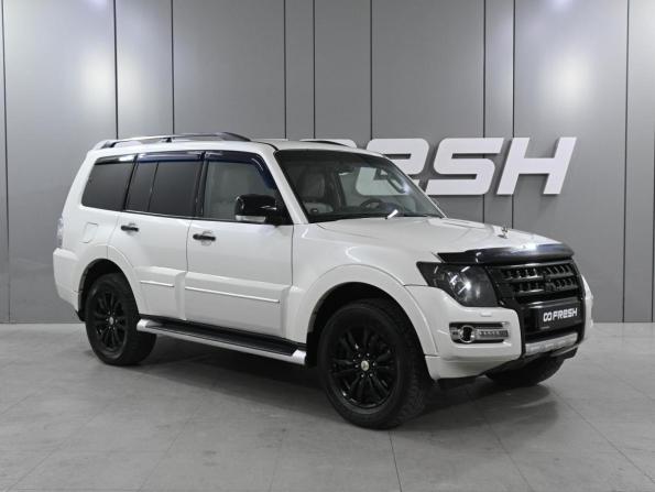 Mitsubishi Pajero IV Рестайлинг 2 с пробегом 2019 года, цена 3 699 000 рублей, 98258 км, внедорожник, Автокод Объявления