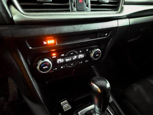 Mazda 3 III (BM) Рестайлинг с пробегом 2018 года, цена 1 630 000 рублей, 80504 км, седан, Автокод Объявления