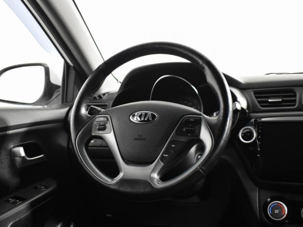 Kia Rio III Рестайлинг с пробегом 2015 года, цена 975 000 рублей, 158016 км, седан, Автокод Объявления