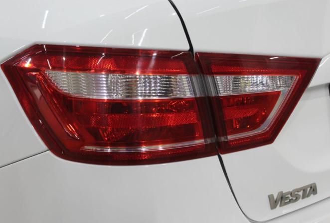 Lada (ВАЗ) Vesta I с пробегом 2018 года, цена 990 000 рублей, 144298 км, седан, Автокод Объявления