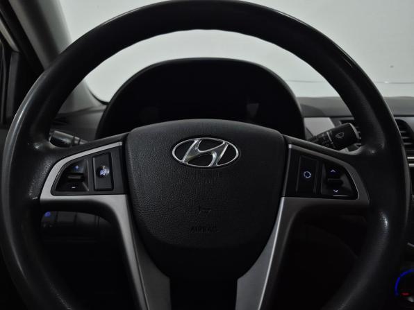 Hyundai Solaris I Рестайлинг с пробегом 2016 года, цена 715 000 рублей, 200576 км, седан, Автокод Объявления