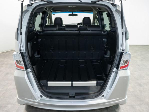 Honda Freed I Рестайлинг с пробегом 2013 года, цена 1 210 000 рублей, 112712 км, компактвэн, Автокод Объявления