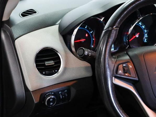 Chevrolet Cruze I Рестайлинг с пробегом 2012 года, цена 949 000 рублей, 73267 км, хэтчбек, Автокод Объявления