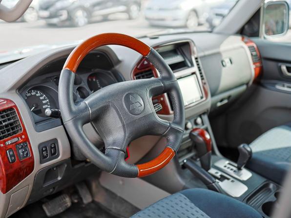 Mitsubishi Pajero III Рестайлинг с пробегом 2004 года, цена 1 099 000 рублей, 275800 км, внедорожник, Автокод Объявления