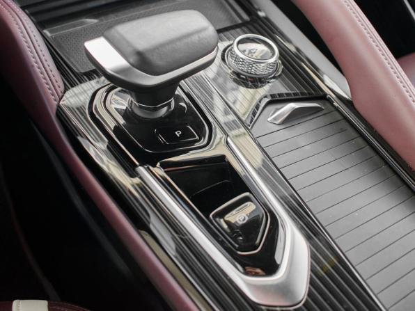 Geely Monjaro I с пробегом 2023 года, цена 3 450 000 рублей, 29433 км, внедорожник, Автокод Объявления