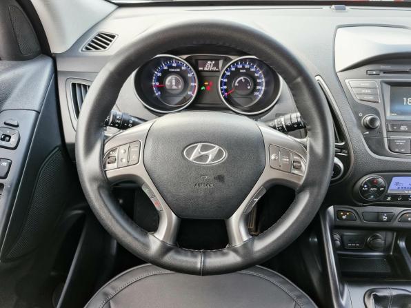 Hyundai ix35 I Рестайлинг с пробегом 2013 года, цена 1 262 000 рублей, 162342 км, внедорожник, Автокод Объявления