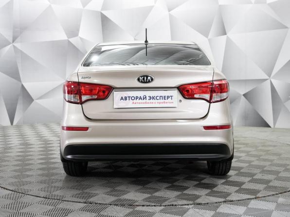 Kia Rio III Рестайлинг с пробегом 2015 года, цена 965 000 рублей, 168368 км, седан, Автокод Объявления