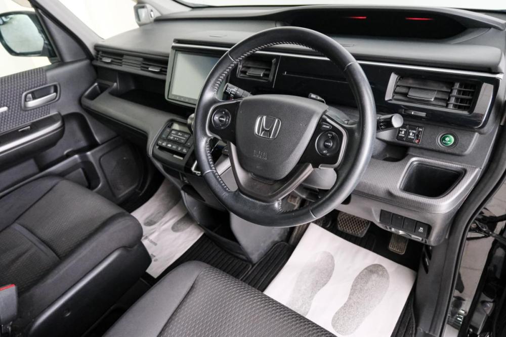 Honda Stepwgn V Красноярск  - изображение 9