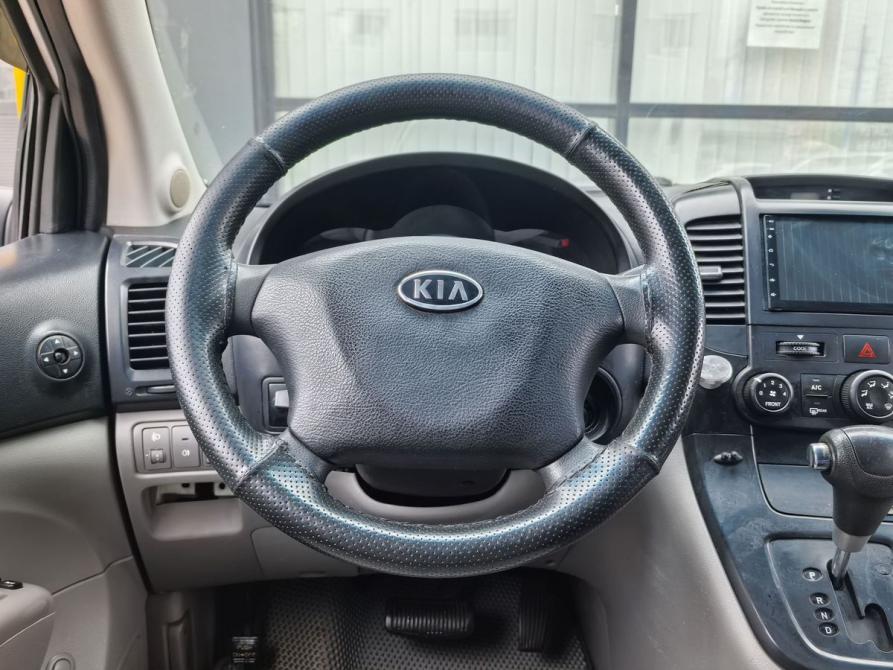 Kia Carnival II Москва  - изображение 17