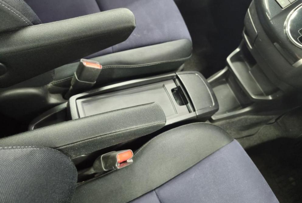 Toyota Wish II Екатеринбург  - изображение 18