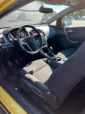 Opel Astra J Рестайлинг с пробегом 2013 года, цена 990 000 рублей, 189363 км, хэтчбек, Автокод Объявления