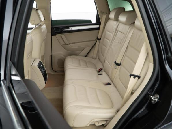 Volkswagen Touareg II Рестайлинг с пробегом 2015 года, цена 3 397 444 рубля, 123520 км, внедорожник, Автокод Объявления