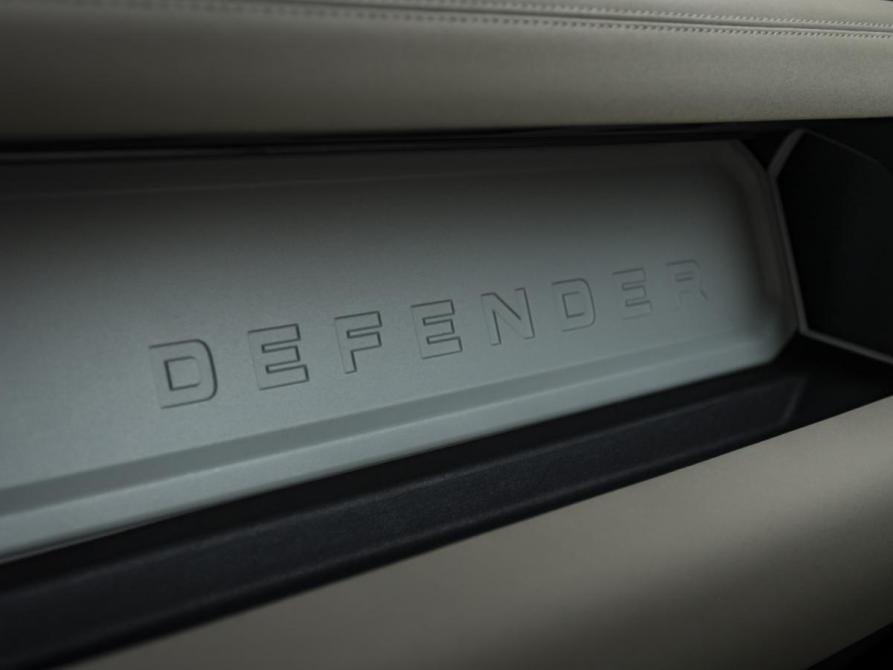 Land Rover Defender II Москва  - изображение 16