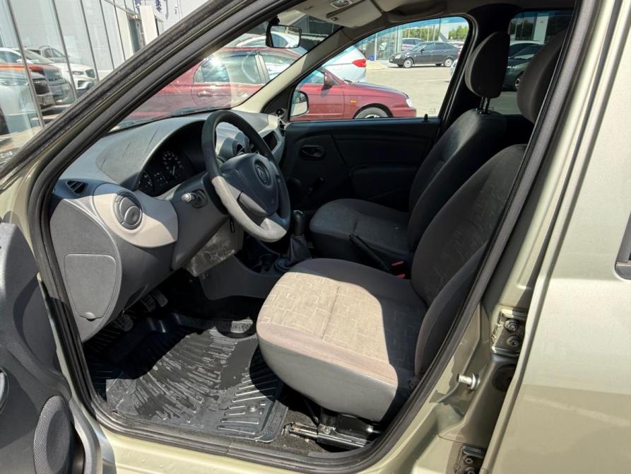 Renault Logan I Рестайлинг Воронеж  - изображение 12