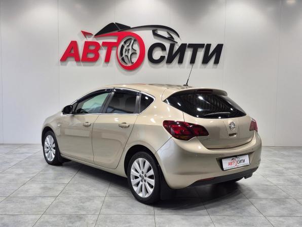 Opel Astra J с пробегом 2011 года, цена 579 000 рублей, 205205 км, хэтчбек, Автокод Объявления