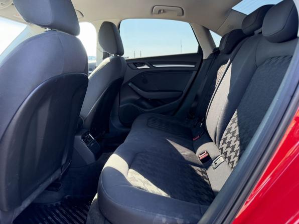 Audi A3 III (8V) с пробегом 2015 года, цена 1 270 000 рублей, 171243 км, седан, Автокод Объявления