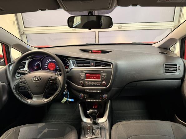 Kia Ceed II с пробегом 2015 года, цена 1 450 000 рублей, 73371 км, хэтчбек, Автокод Объявления