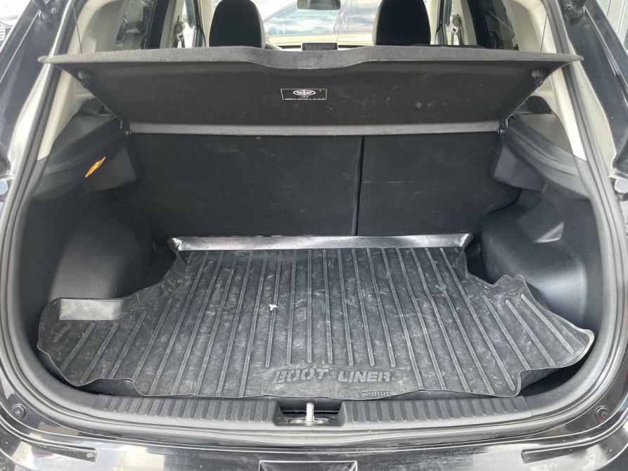 FAW Besturn X40 I Москва  - изображение 13