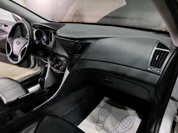 Hyundai Sonata VI (YF) с пробегом 2011 года, цена 999 000 рублей, 170787 км, седан, Автокод Объявления