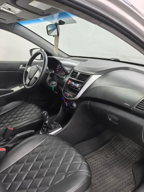 Hyundai Solaris I Санкт-Петербург  - изображение 17