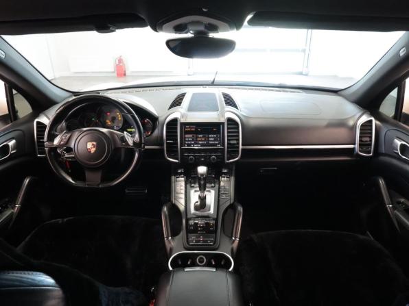Porsche Cayenne II (958) с пробегом 2011 года, цена 1 795 000 рублей, 248747 км, внедорожник, Автокод Объявления