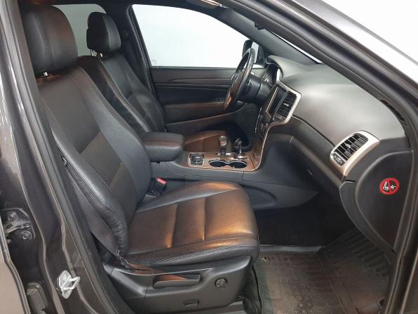 Jeep Grand Cherokee IV (WK2) Рестайлинг с пробегом 2015 года, цена 2 290 000 рублей, 241236 км, внедорожник, Автокод Объявления