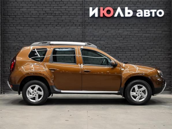 Renault Duster I Рестайлинг с пробегом 2017 года, цена 1 150 000 рублей, 102533 км, внедорожник, Автокод Объявления