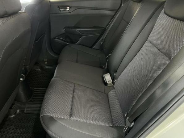 Hyundai Solaris II с пробегом 2018 года, цена 1 195 900 рублей, 150075 км, седан, Автокод Объявления
