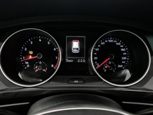 Volkswagen Tiguan II с пробегом 2018 года, цена 2 930 000 рублей, 143650 км, внедорожник, Автокод Объявления