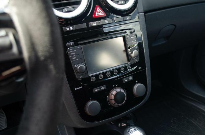 Opel Corsa D Рестайлинг II с пробегом 2012 года, цена 589 000 рублей, 224000 км, хэтчбек, Автокод Объявления