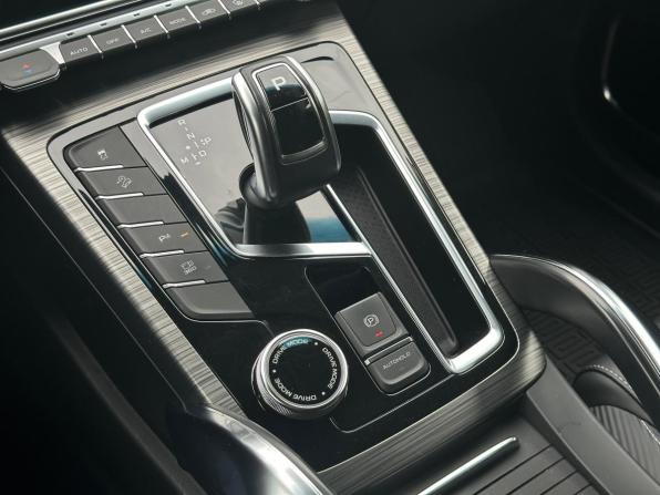 Geely Atlas Pro с пробегом 2022 года, цена 1 899 000 рублей, 50000 км, внедорожник, Автокод Объявления