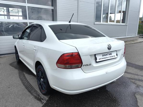 Volkswagen Polo V с пробегом 2013 года, цена 599 000 рублей, 270000 км, седан, Автокод Объявления