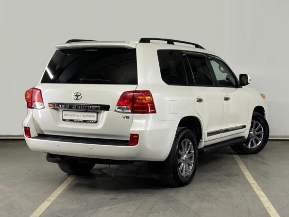 Toyota Land Cruiser 200 Series Рестайлинг 1 с пробегом 2012 года, цена 3 750 000 рублей, 201723 км, внедорожник, Автокод Объявления