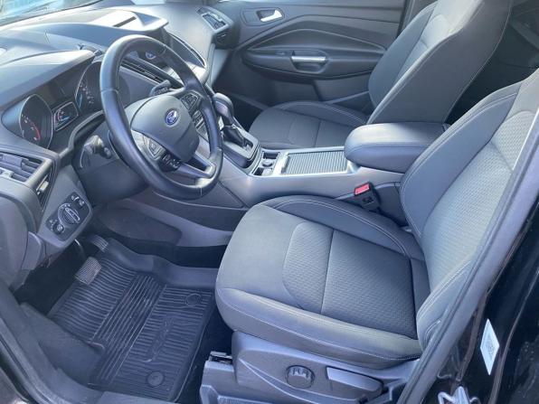 Ford Kuga II Рестайлинг с пробегом 2018 года, цена 1 590 000 рублей, 122437 км, внедорожник, Автокод Объявления