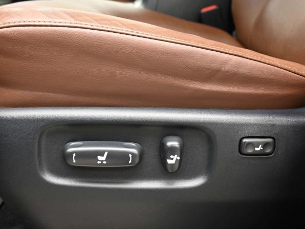 Toyota Land Cruiser 200 Series Рестайлинг 2 с пробегом 2020 года, цена 7 949 000 рублей, 55382 км, внедорожник, Автокод Объявления
