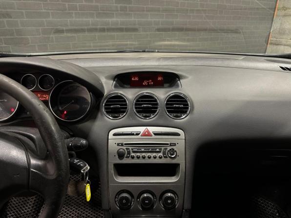 Peugeot 308 I с пробегом 2011 года, цена 450 000 рублей, 250465 км, хэтчбек, Автокод Объявления