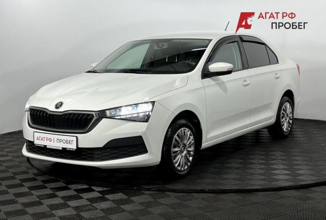 Skoda Rapid II с пробегом 2021 года, цена 1 650 000 рублей, 77003 км, лифтбек, Автокод Объявления