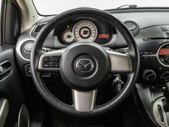 Mazda 2 II (DE) с пробегом 2008 года, цена 648 000 рублей, 156075 км, хэтчбек, Автокод Объявления