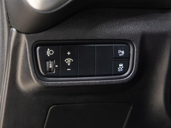 Kia Soul III с пробегом 2021 года, цена 1 698 000 рублей, 38455 км, хэтчбек, Автокод Объявления