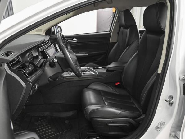 Omoda S5 с пробегом 2024 года, цена 1 525 000 рублей, 20088 км, седан, Автокод Объявления