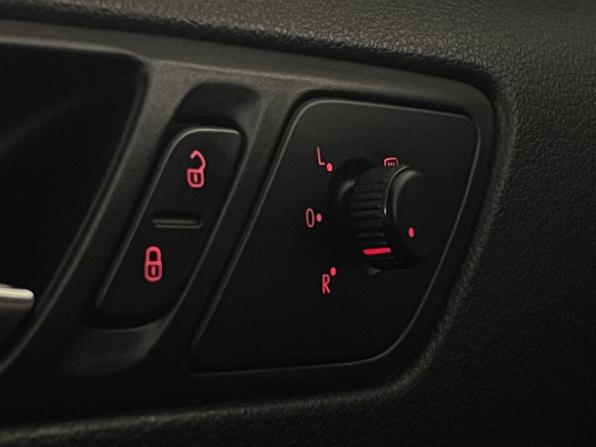 Volkswagen Jetta VI с пробегом 2011 года, цена 899 900 рублей, 167211 км, седан, Автокод Объявления