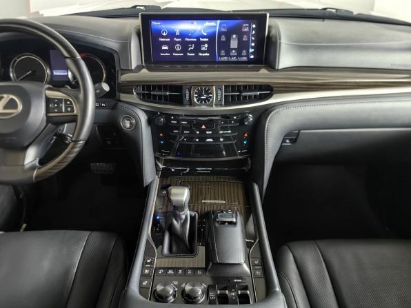 Lexus LX III Рестайлинг 2 с пробегом 2021 года, цена 10 958 000 рублей, 56792 км, внедорожник, Автокод Объявления