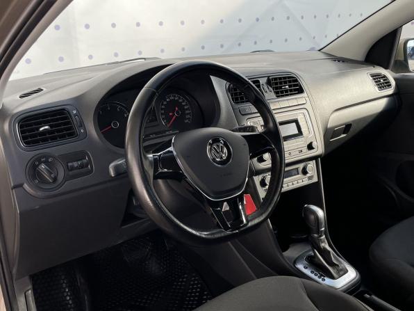 Volkswagen Polo V Рестайлинг с пробегом 2017 года, цена 1 150 000 рублей, 153684 км, седан, Автокод Объявления