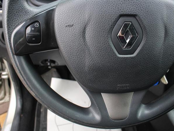 Renault Logan II с пробегом 2014 года, цена 690 000 рублей, 64389 км, седан, Автокод Объявления