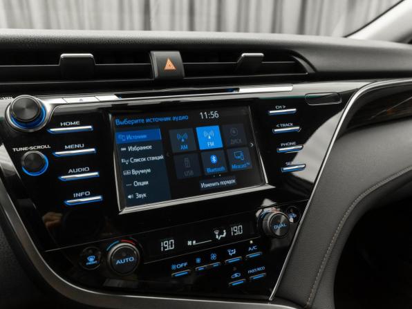 Toyota Camry VIII (XV70) с пробегом 2021 года, цена 2 060 000 рублей, 285184 км, седан, Автокод Объявления