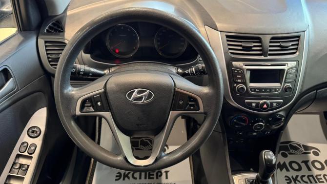 Hyundai Solaris I Рестайлинг с пробегом 2014 года, цена 860 000 рублей, 190380 км, хэтчбек, Автокод Объявления
